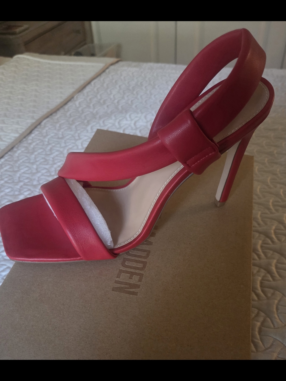 Steve Madden Sizzlin Red Strappy Square-Toe Heels - Picture 5 of 6